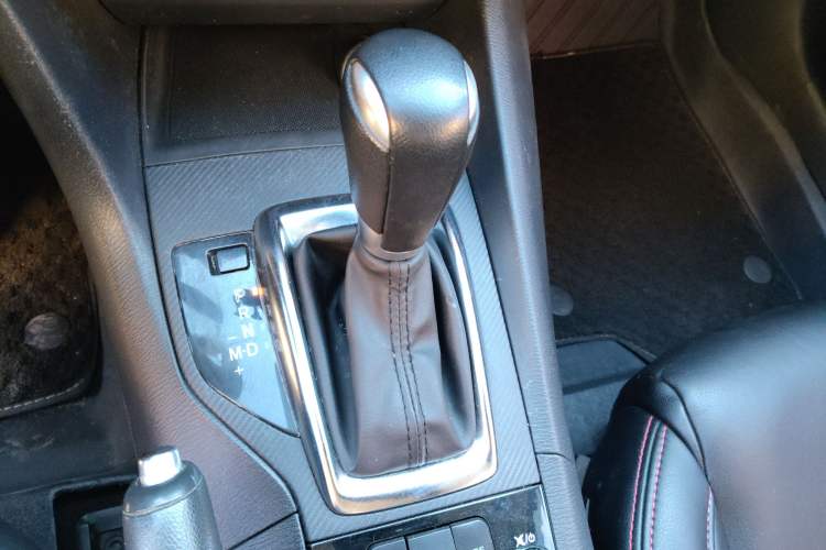 Used Mazda 3 Axela 2016 Sedan 1.5L Automatic Comfort Model Gear Lever