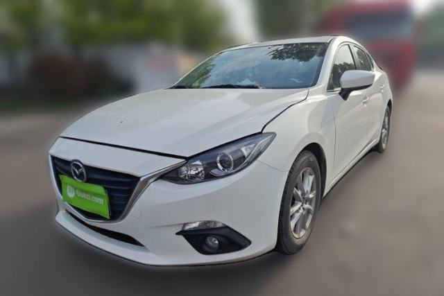 Used Mazda 3 Axela 2016 Sedan 1.5L Manual Luxury Model