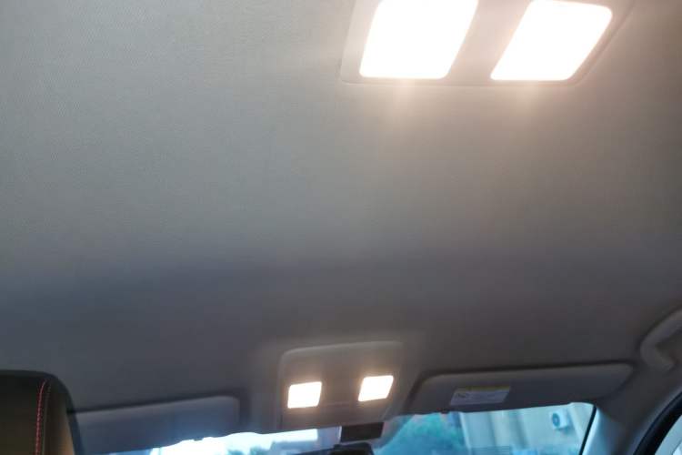 Used Mazda 3 Axela 2016 Sedan 1.5L Automatic Comfort Model Headliner