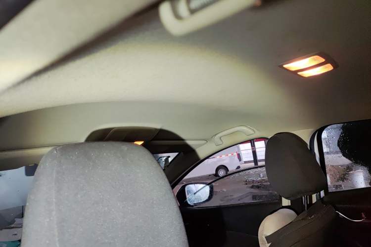 Used Mazda 3 Axela 2016 Sedan 1.5L Manual Comfort Model Headliner