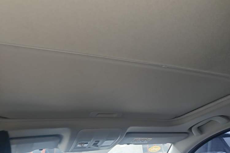 Used Mazda 3 Axela 2016 Sedan 1.5L Automatic Luxury Model Headliner