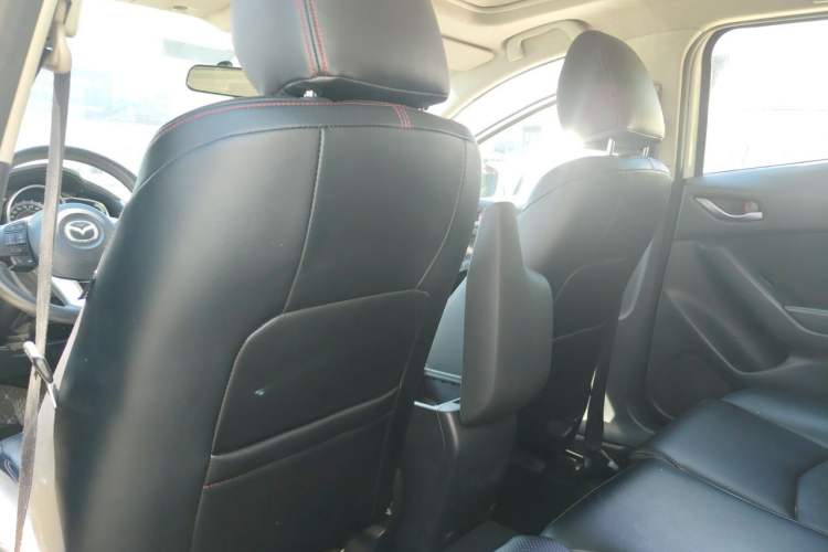 Used Mazda 3 Axela 2016 Sedan 1.5L Automatic Prestige Model Headliner