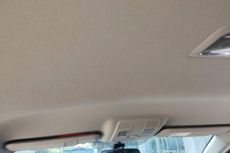 Used Mazda 3 Axela 2016 Sedan 1.5L Automatic Comfort Model Headliner
