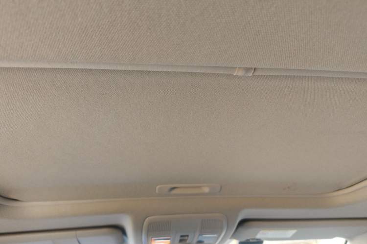 Used Mazda 3 Axela 2016 Sedan 1.5L Automatic Luxury Model Headliner