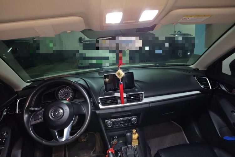Used Mazda 3 Axela 2016 Sedan 1.5L Automatic Comfort Model Headliner