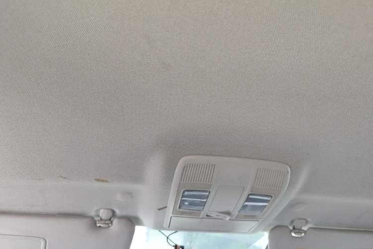 Used Mazda 3 Axela 2016 Sedan 1.5L Automatic Comfort Model Headliner