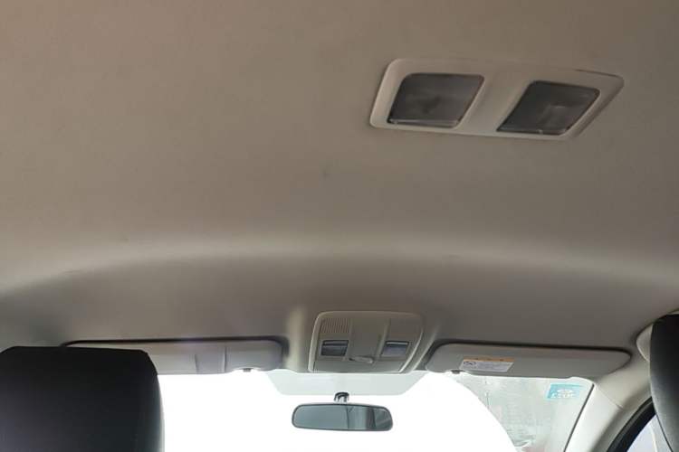 Used Mazda 3 Axela 2016 Sedan 1.5L Automatic Comfort Model Headliner