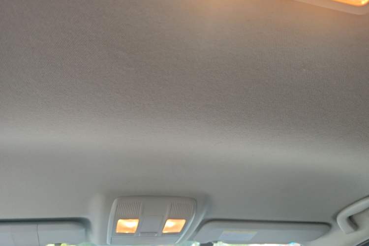 Used Mazda 3 Axela 2016 Sedan 1.5L Manual Comfort Model Headliner