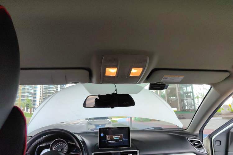 Used Mazda 3 Axela 2016 Sedan 1.5L Automatic Comfort Model Headliner