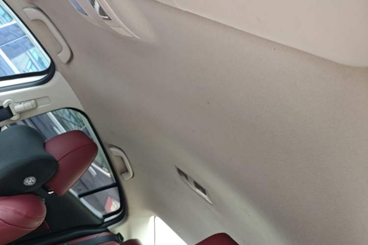 Used Mazda 3 Axela 2016 Sedan 1.5L Automatic Comfort Model Headliner