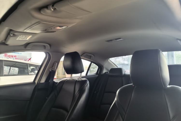 Used Mazda 3 Axela 2016 Sedan 1.5L Automatic Comfort Model Headliner