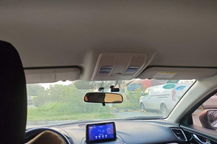 Used Mazda 3 Axela 2016 Sedan 1.5L Automatic Comfort Model Headliner