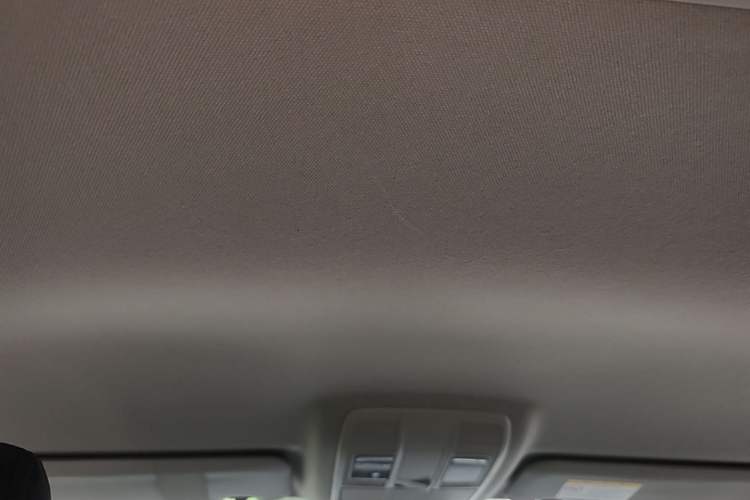 Used Mazda 3 Axela 2016 Sedan 1.5L Manual Comfort Model Headliner