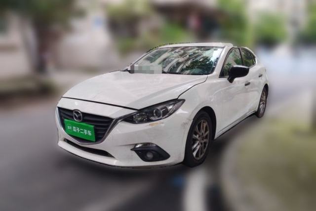 Used Mazda 3 Axela 2016 Sedan 1.5L Manual Luxury Model
