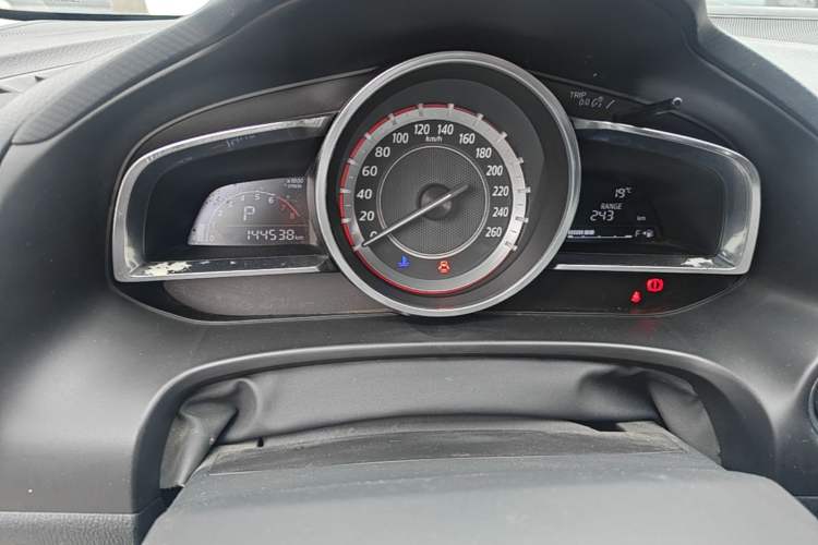 Used Mazda 3 Axela 2016 Sedan 1.5L Automatic Luxury Model Instrument Cluster