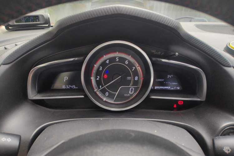 Used Mazda 3 Axela 2016 Sedan 2.0L Automatic Flagship Model Instrument Cluster