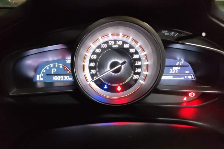 Used Mazda 3 Axela 2016 Sedan 1.5L Automatic Comfort Model Instrument Cluster