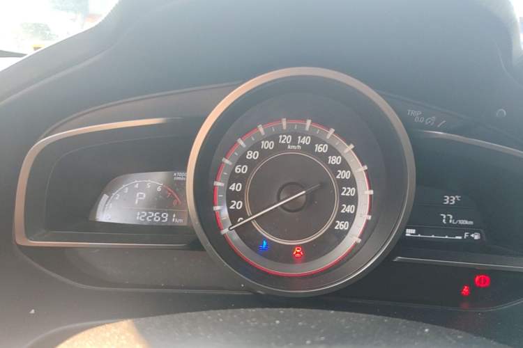 Used Mazda 3 Axela 2016 Sedan 1.5L Automatic Luxury Model Instrument Cluster