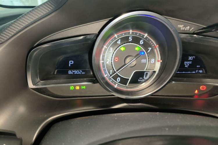 Used Mazda 3 Axela 2016 Hatchback 2.0L Automatic Flagship Model Instrument Cluster