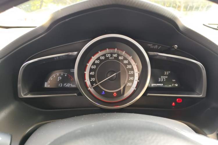 Used Mazda 3 Axela 2016 Sedan 1.5L Automatic Comfort Model Instrument Cluster