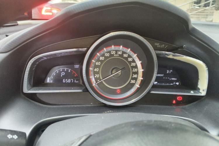 Used Mazda 3 Axela 2016 Sedan 1.5L Automatic Comfort Model Instrument Cluster
