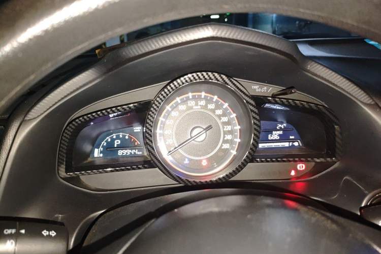 Used Mazda 3 Axela 2016 Sedan 1.5L Automatic Comfort Model Instrument Cluster