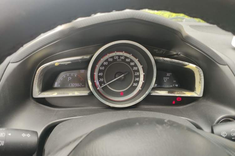 Used Mazda 3 Axela 2016 Sedan 1.5L Automatic Comfort Model Instrument Cluster