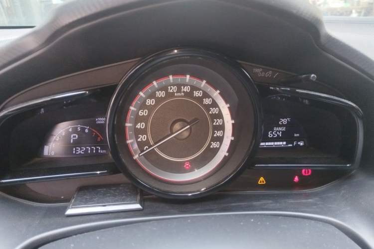 Used Mazda 3 Axela 2016 Sedan 1.5L Automatic Luxury Model Instrument Cluster