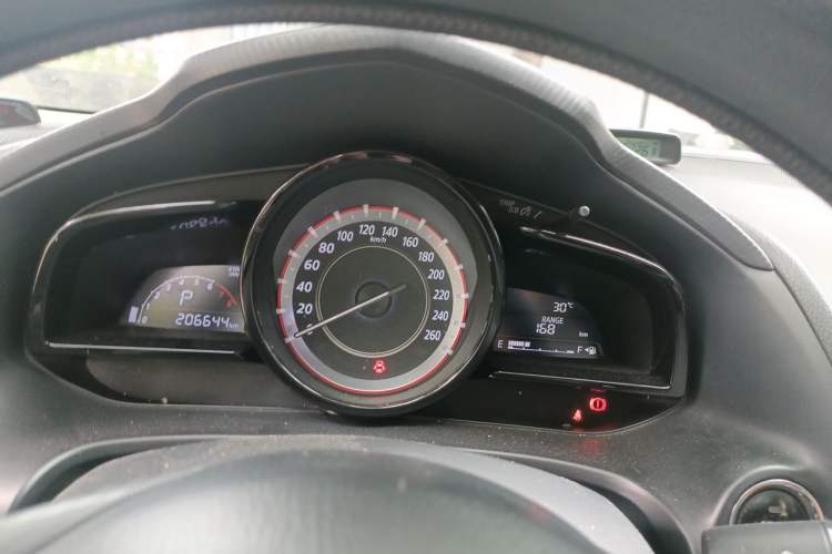 Used Mazda 3 Axela 2016 Sedan 1.5L Automatic Comfort Model Instrument Cluster