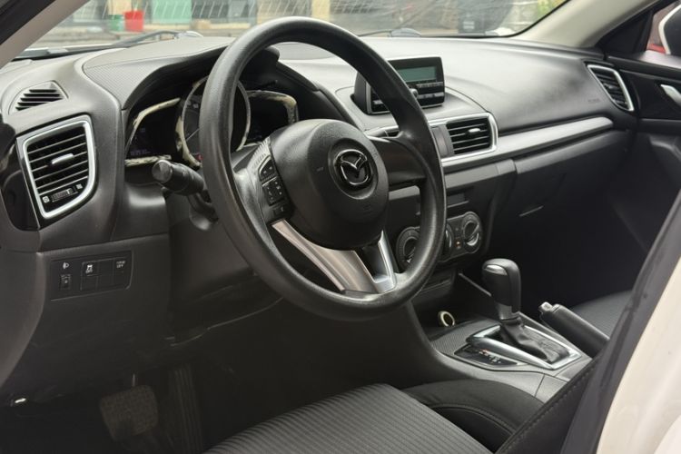Used Mazda 3 Axela 2016 Sedan 1.5L Automatic Comfort Model Interior 2