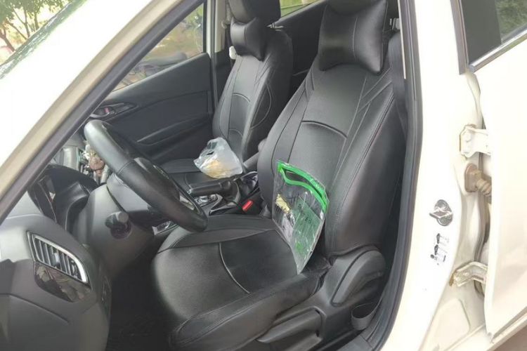 Used Mazda 3 Axela 2016 Sedan 1.5L Automatic Comfort Model Interior 2
