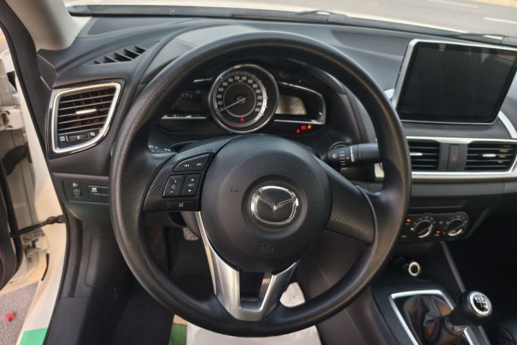 Used Mazda 3 Axela 2016 Sedan 1.5L Manual Comfort Model Interior 3