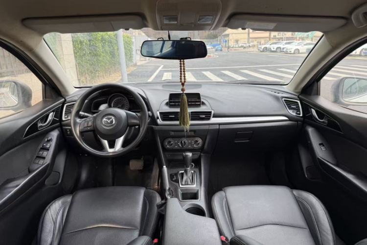 Used Mazda 3 Axela 2016 Sedan 1.5L Automatic Comfort Model Interior 3