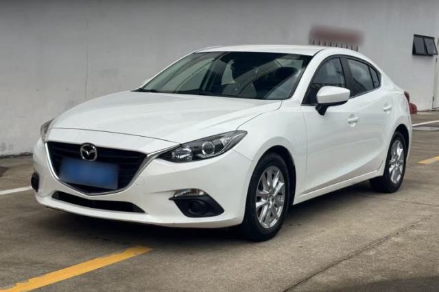 Used Mazda 3 Axela 2016 Sedan 1.5L Automatic Comfort Model