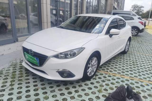 Used Mazda 3 Axela 2016 Sedan 1.5L Manual Comfort Model