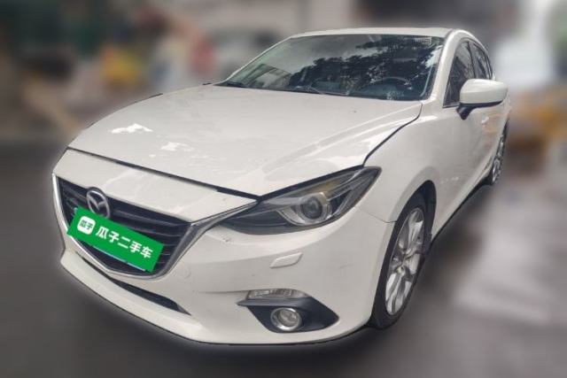 Used Mazda 3 Axela 2016 Sedan 2.0L Automatic Flagship Model