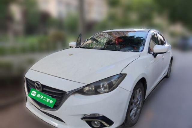 Used Mazda 3 Axela 2016 Sedan 1.5L Automatic Comfort Model