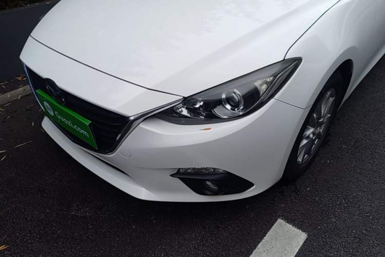 Used Mazda 3 Axela 2016 Sedan 1.5L Automatic Luxury Model Left Front Headlight