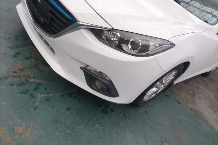 Used Mazda 3 Axela 2016 Sedan 1.5L Manual Comfort Model Left Front Headlight