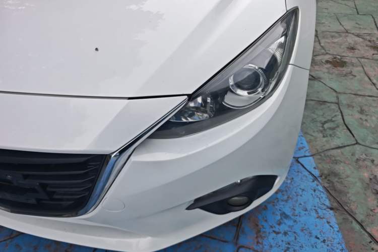 Used Mazda 3 Axela 2016 Sedan 1.5L Automatic Luxury Model Left Front Headlight