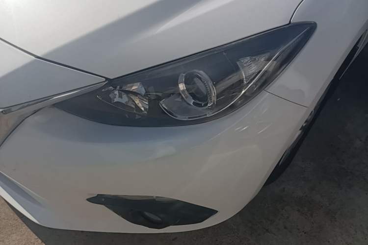 Used Mazda 3 Axela 2016 Sedan 1.5L Manual Comfort Model Left Front Headlight
