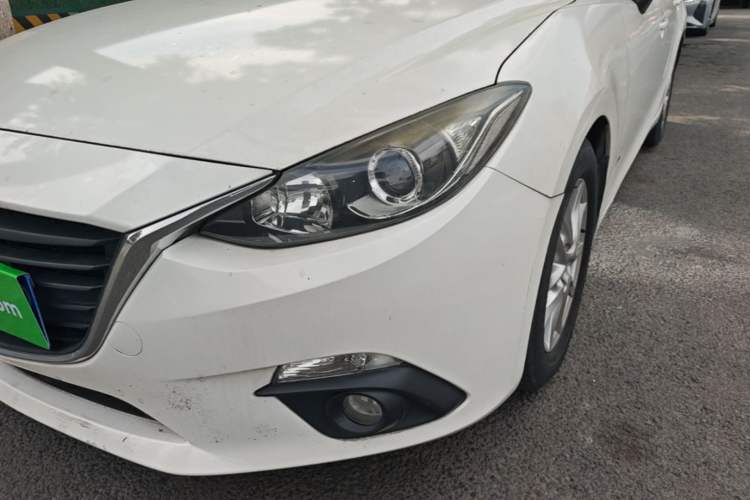 Used Mazda 3 Axela 2016 Sedan 1.5L Manual Comfort Model Left Front Headlight