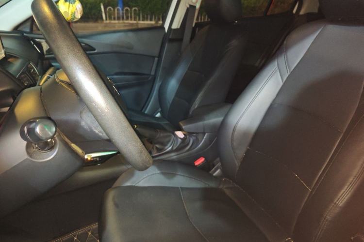 Used Mazda 3 Axela 2016 Sedan 1.5L Automatic Luxury Model Left Front Seat