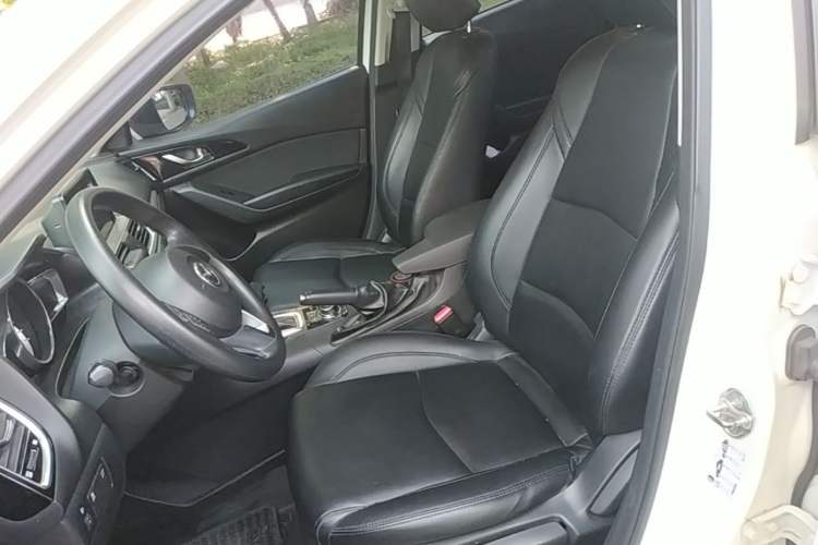 Used Mazda 3 Axela 2016 Sedan 1.5L Automatic Comfort Model Left Front Seat