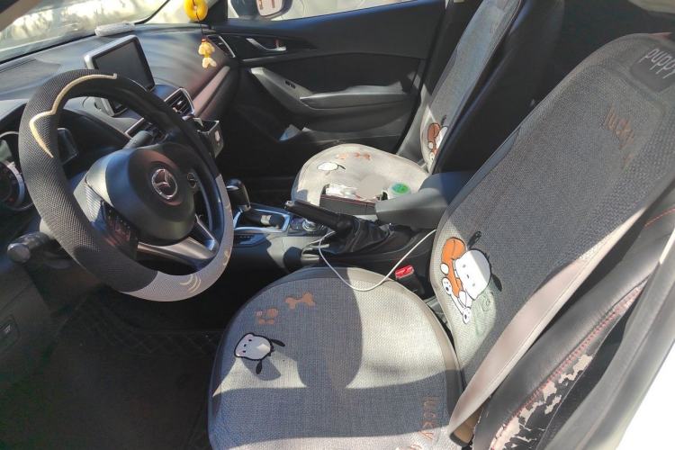 Used Mazda 3 Axela 2016 Sedan 1.5L Automatic Comfort Model Left Front Seat
