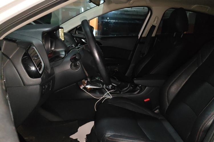 Used Mazda 3 Axela 2016 Sedan 1.5L Automatic Luxury Model Left Front Seat
