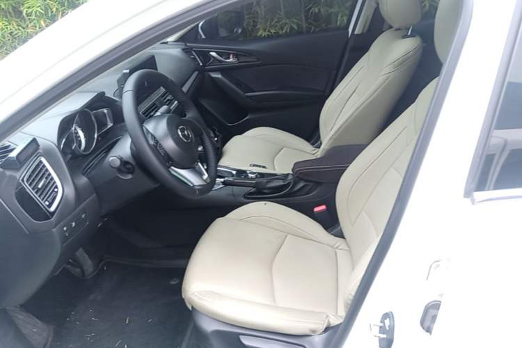 Used Mazda 3 Axela 2016 Sedan 1.5L Automatic Luxury Model Left Front Seat
