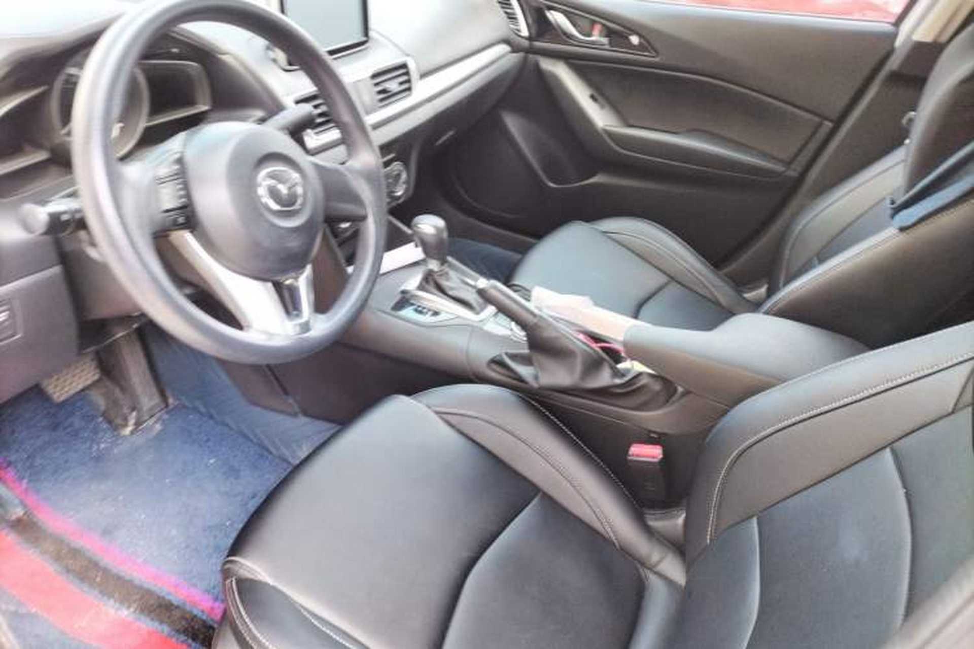 Used Mazda 3 Axela 2016 Sedan 1.5L Automatic Comfort Model Left Front Seat