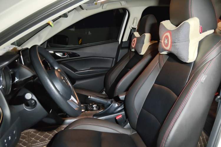 Used Mazda 3 Axela 2016 Sedan 1.5L Automatic Luxury Model Left Front Seat