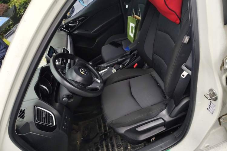 Used Mazda 3 Axela 2016 Sedan 1.5L Automatic Comfort Model Left Front Seat